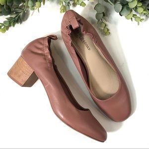 Kelsi Dagger Wooden Block Heel Pumps Size 9